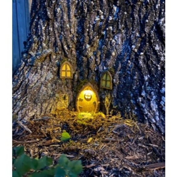 Fairy Door and Windows for Trees– Glow in The Dark Yard Art Sculpture Decoration - Picture 1 of 2
